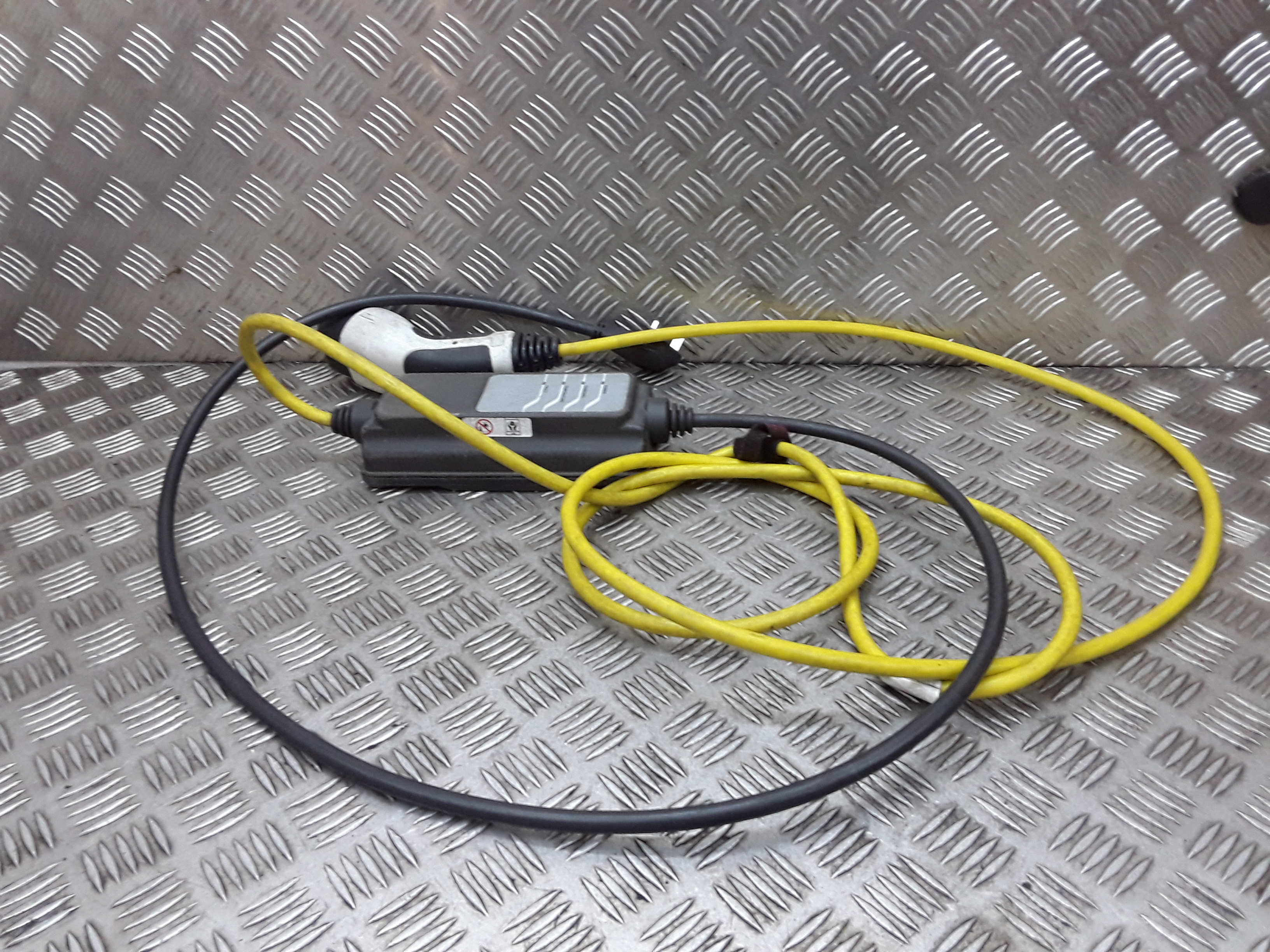 2016 BMW 3 SERIES F30 ELECTRIC CAR CHARGING SOCKET 681862002