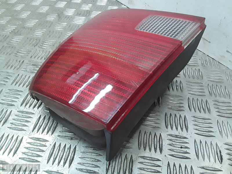Foto 2 di 8