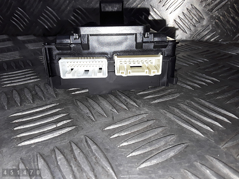 Picture 4 of 5