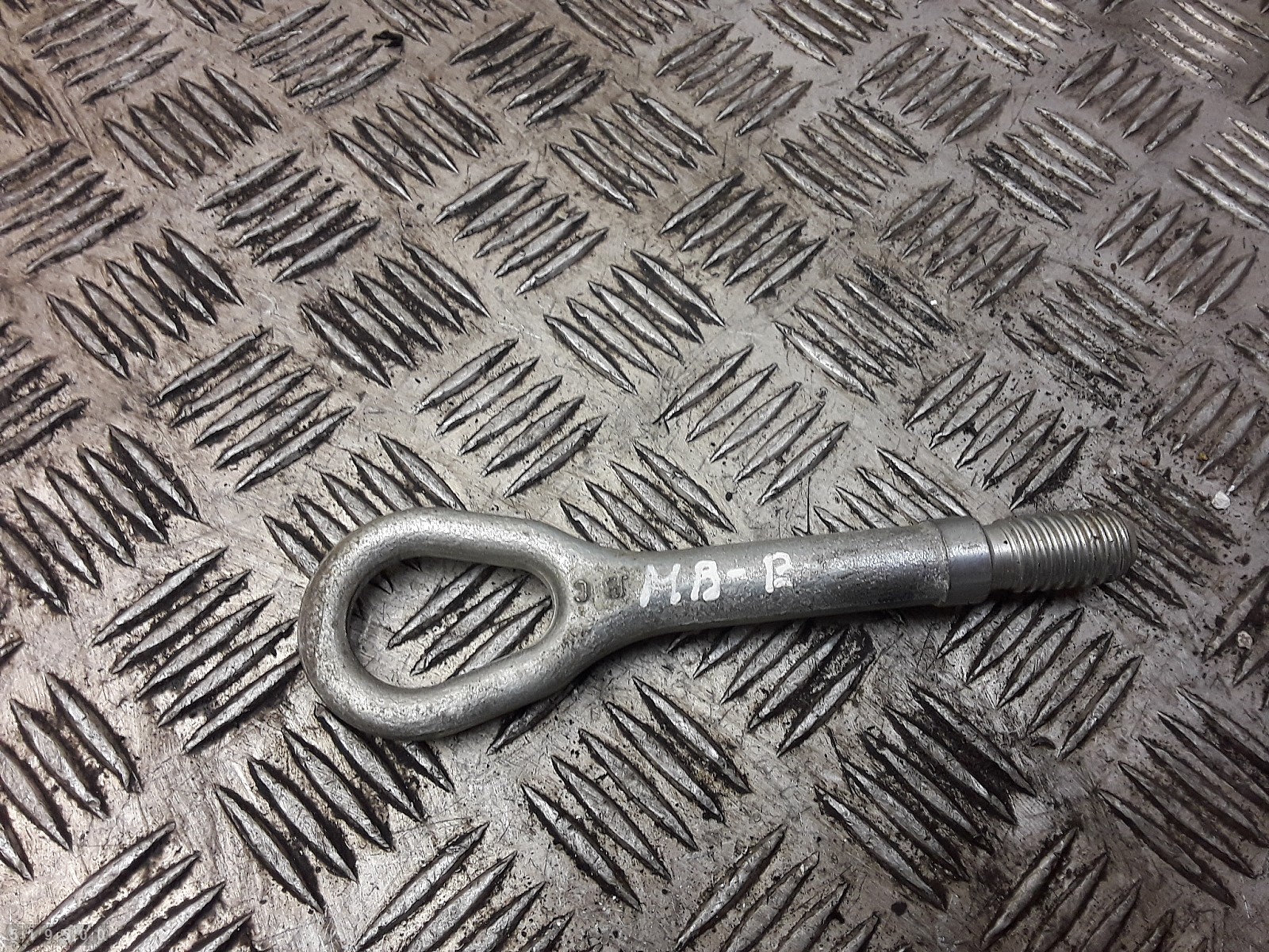 2008 MERCEDES B CLASS TOWING EYELET HOOK