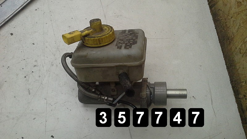 2000 VW GOLF CILINDRO MAESTRO DE FRENO DIESEL 1900TDI BOSCH 21027099 - Imagen 2 de 2